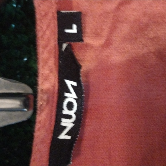 Nuon Rust Ruffled Crop Blouse with Mandarin Collar - Picture 2 of 4